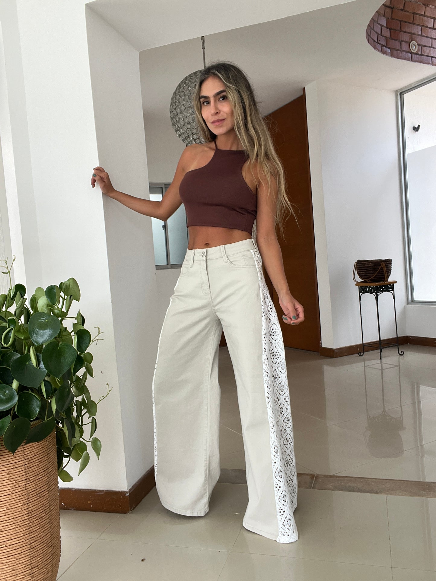 Pants Beige con tejido blanco
