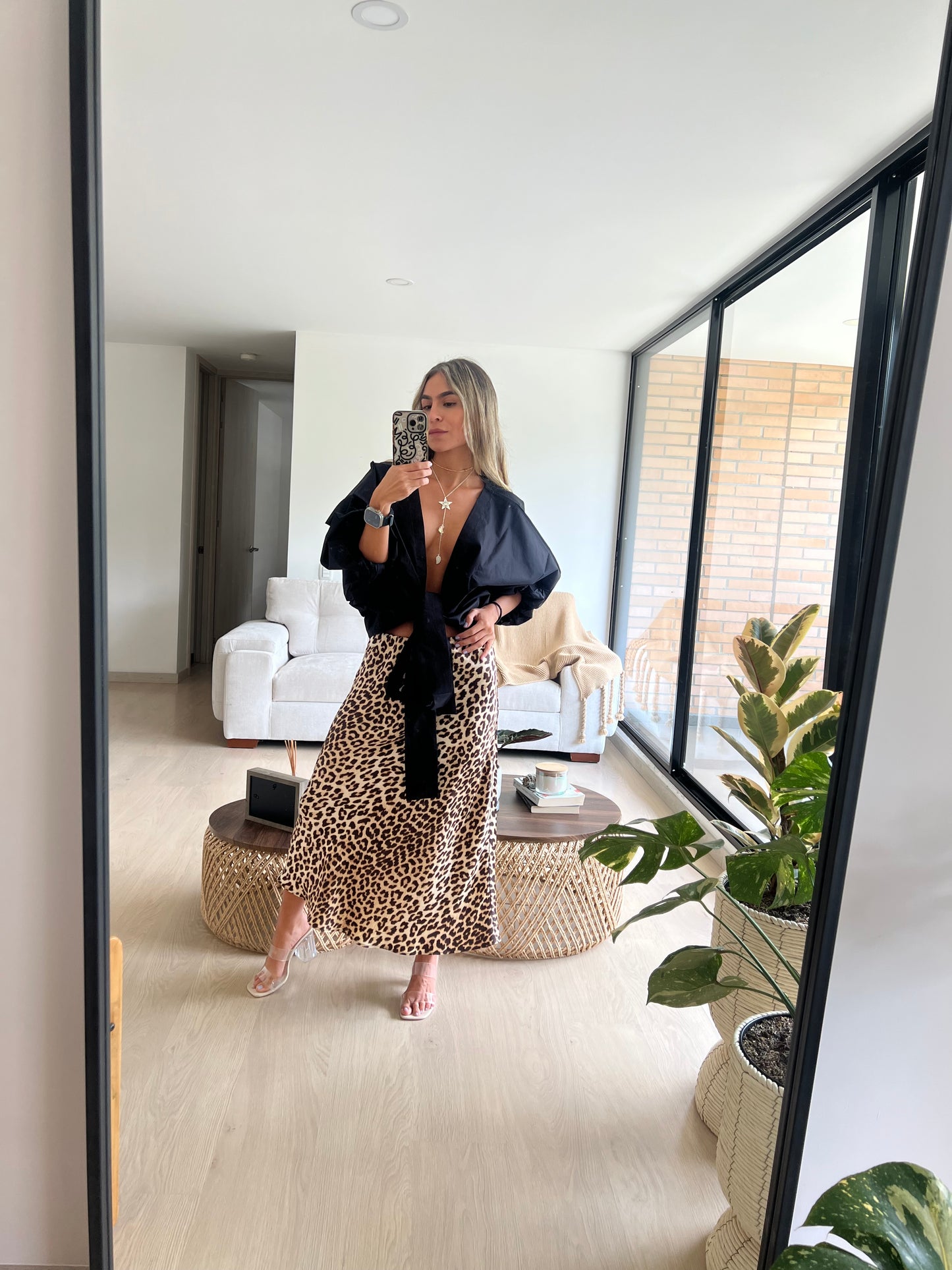 Blusa popelina negra